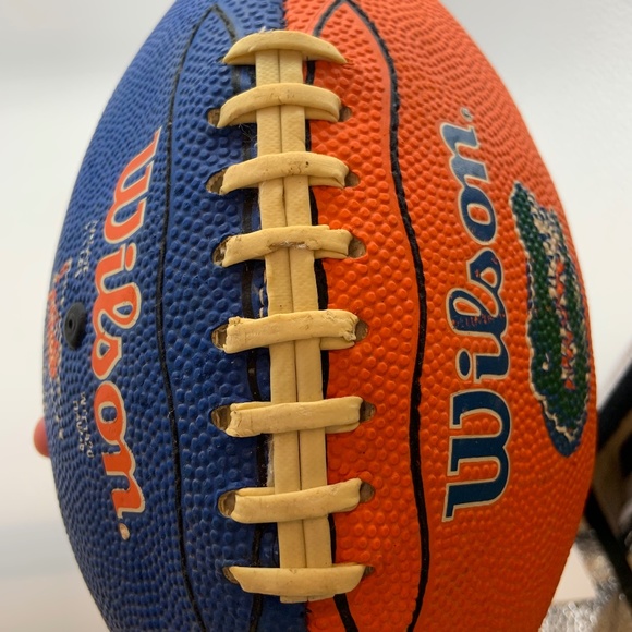 NCAA Wilson Florida Gators University of Florida UF 9" Rubber Football - Picture 11 of 15